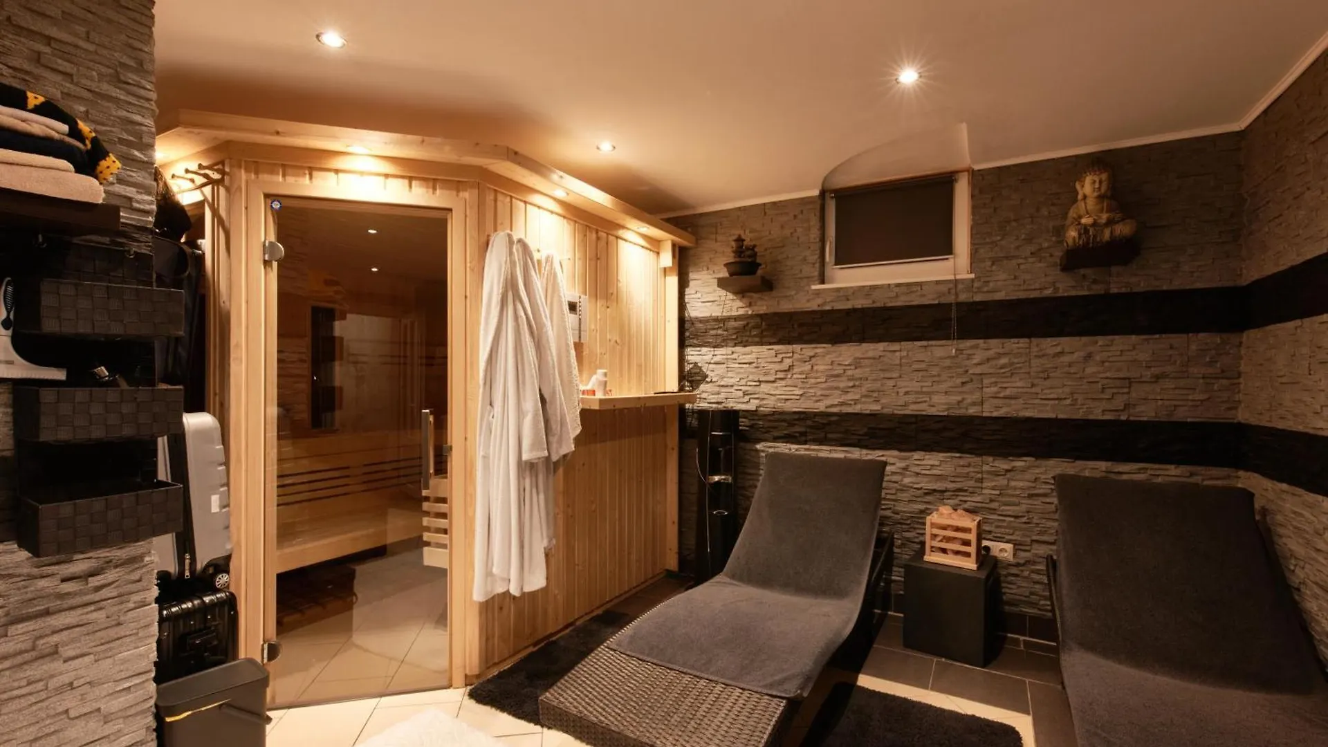 Exclusive 3Bd Chalet In Premium Location Of Vienna W/ Sauna Swimming Pool Jaccuzi